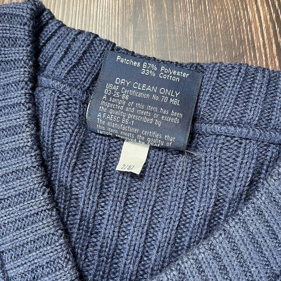 Vintage US Air Force Mens Ribbed Blue V Neck Sweater‎ Sz 42" ~ 100% virgin wool. - Picture 5 of 6